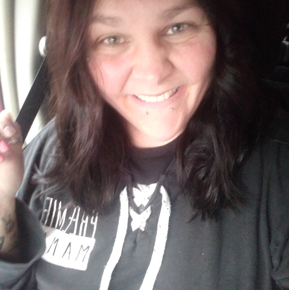 Meet your Posher, Bethany - Picture 2 of 5